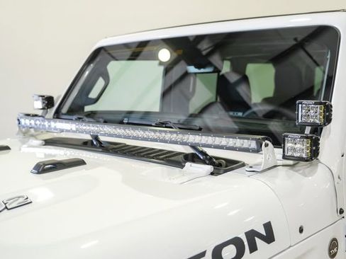 Used 2024 Jeep Wrangler Unlimited Rubicon 392 AWD/4WD image 30