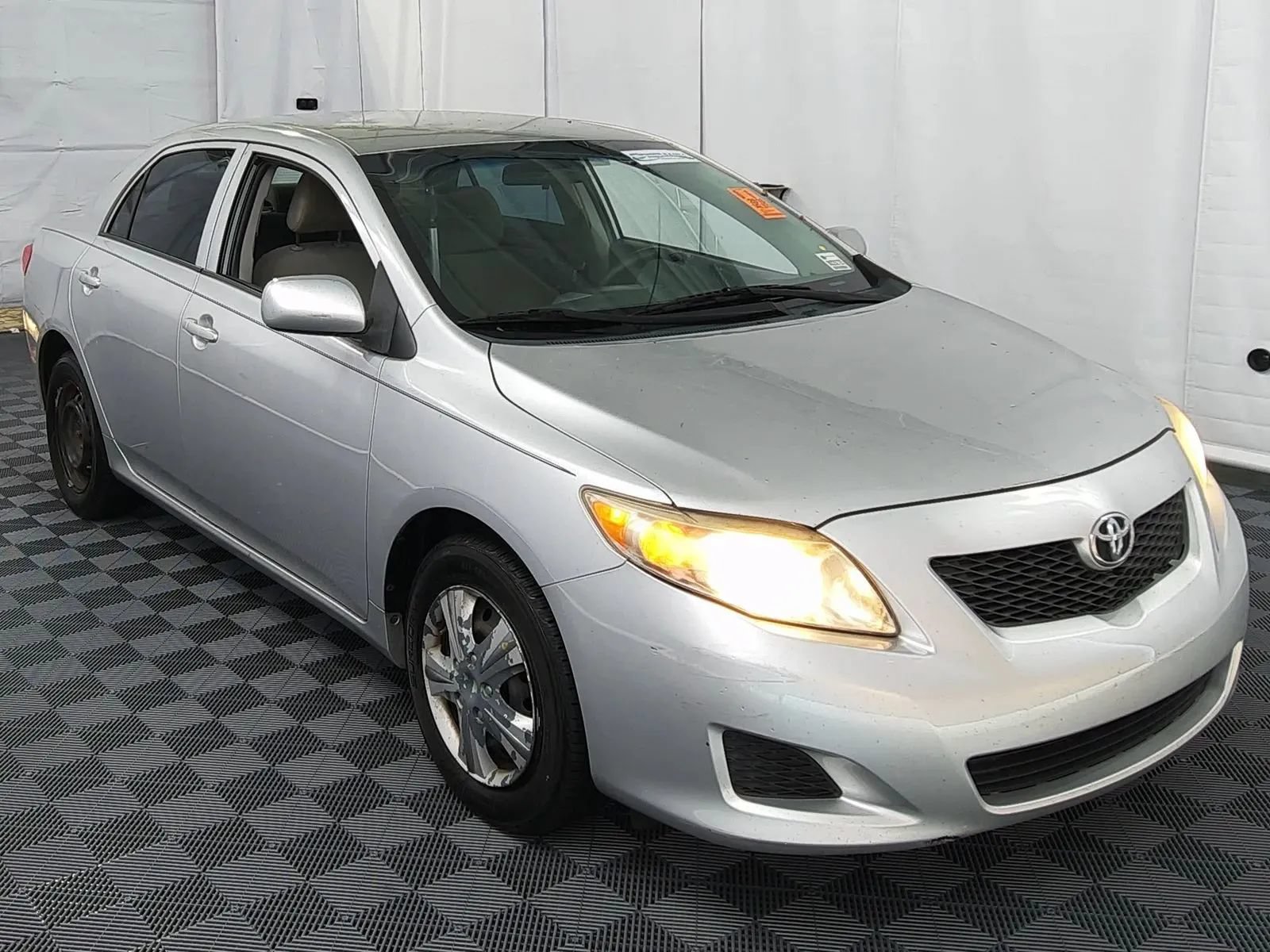 Used 2010 Toyota Corolla LE w/ LE EVP Pkg #1 FWD image 6
