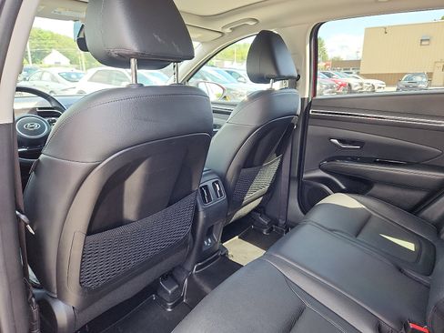 Certified 2022 Hyundai Tucson Limited w/ Winter Package image 21