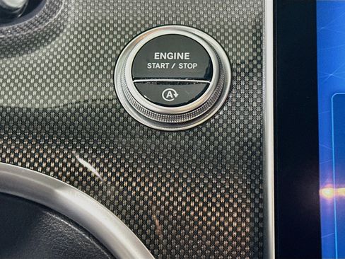 Used 2022 Mercedes-Benz C 300 Sedan image 20