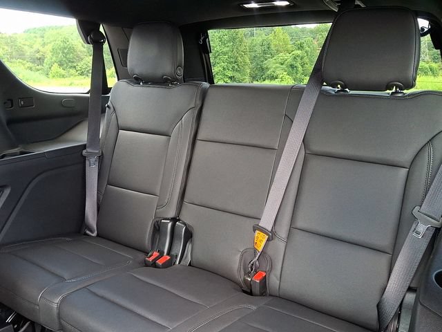 Used 2023 Chevrolet Tahoe LT w/ Max Trailering Package AWD/4WD image 9