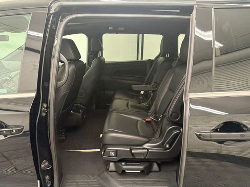 Used 2025 Honda Odyssey Sport-L image 22