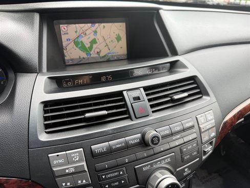 Used 2012 Honda Crosstour EX-L image 17