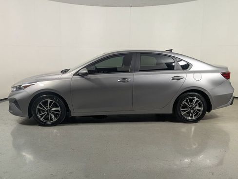 Used 2024 Kia Forte LXS image 4