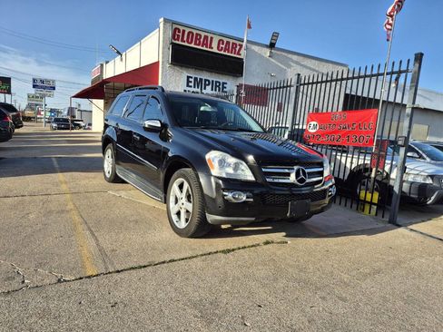Used 2009 Mercedes-Benz GL 320 BlueTEC 4MATIC image 4