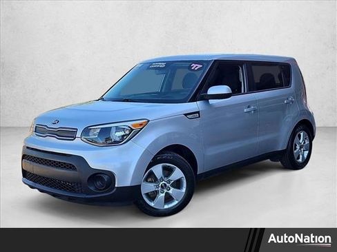 Used 2017 Kia Soul image 1