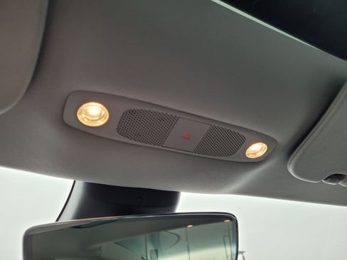 Used 2018 Tesla Model 3 Long Range image 25