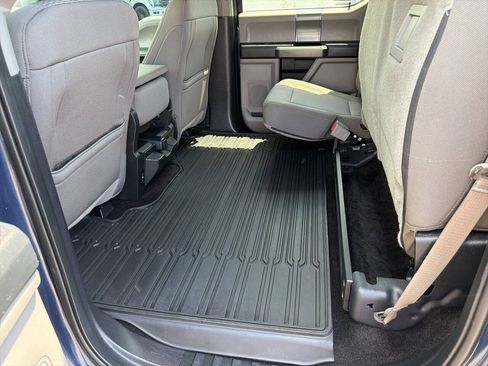 Used 2018 Ford F150 XLT w/ Equipment Group 302A Luxury AWD/4WD image 17