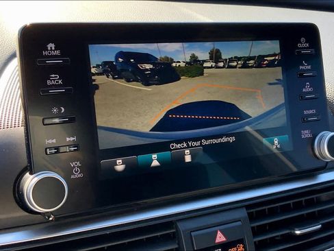 Used 2019 Honda Accord Sport image 28