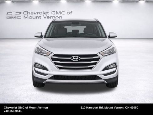 Used 2017 Hyundai Tucson SE Plus AWD/4WD image 5