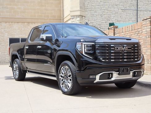 Used 2024 GMC Sierra 1500 Denali Ultimate AWD/4WD image 2