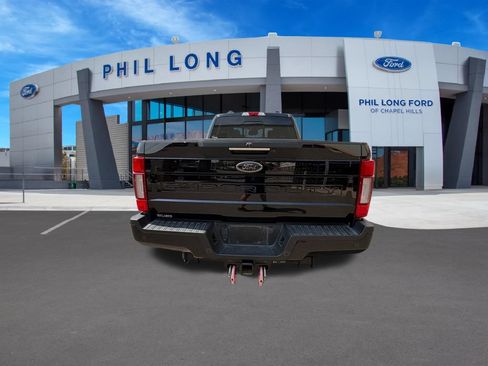 Certified 2022 Ford F250 Lariat w/ Tremor Off-Road Package AWD/4WD image 5
