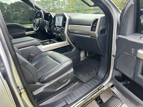 Used 2022 Ford F250 Lariat w/ Tremor Off-Road Package image 26