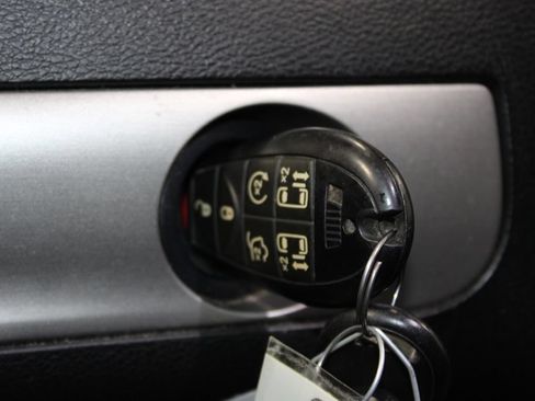 Used 2019 Dodge Grand Caravan GT FWD image 27