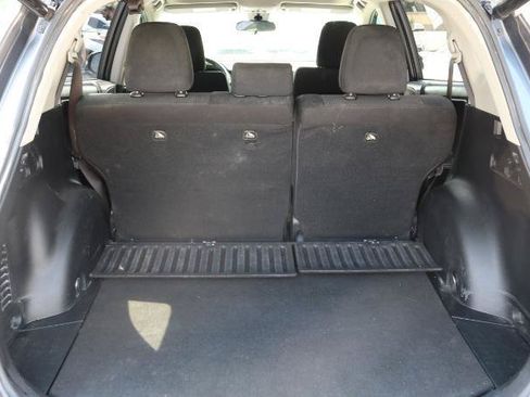 Used 2018 Toyota RAV4 XLE FWD image 21