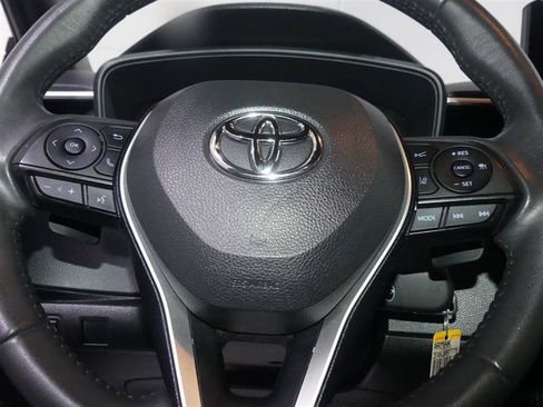 Used 2022 Toyota Corolla SE FWD image 30