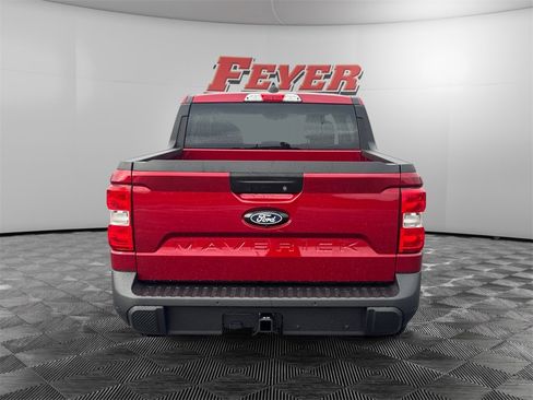New 2025 Ford Maverick XLT image 4