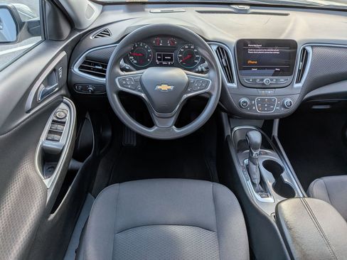 Used 2024 Chevrolet Malibu LT FWD image 29