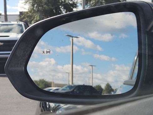 New 2026 Chevrolet Equinox EV LT image 11