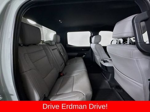 Used 2025 Toyota Tundra Limited AWD/4WD image 28