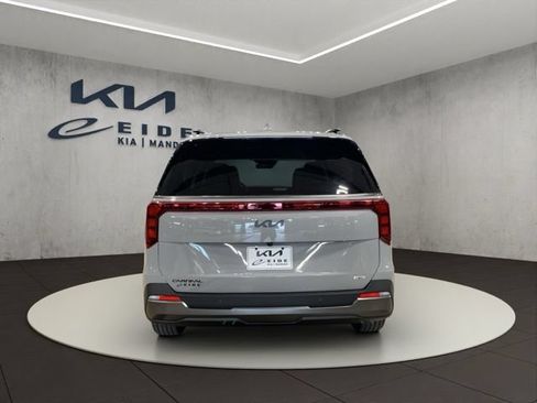 New 2027 Kia Carnival EX FWD image 10