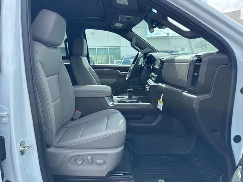 New 2026 GMC Sierra 1500 SLT w/ SLT Premium Plus Package image 19