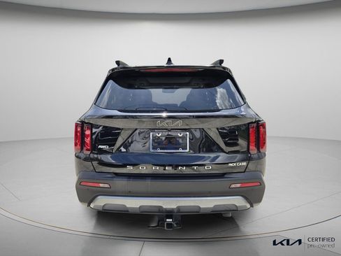 Certified 2022 Kia Sorento X-Line EX AWD/4WD image 6