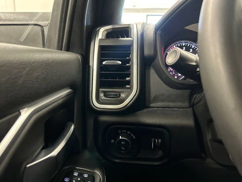 Used 2026 RAM 2500 Big Horn AWD/4WD image 19