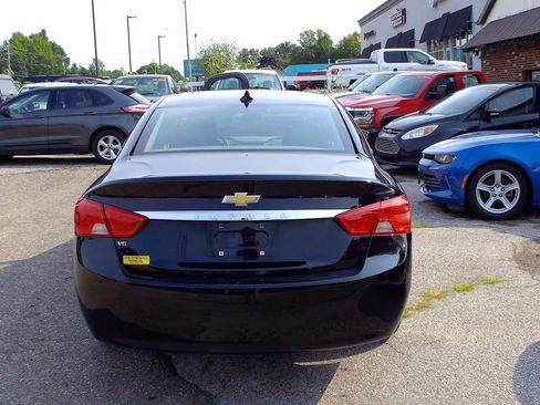 Used 2019 Chevrolet Impala LS FWD image 3