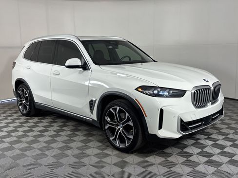 Used 2024 BMW X5 sDrive40i w/ Parking Assistance Package RWD image 7