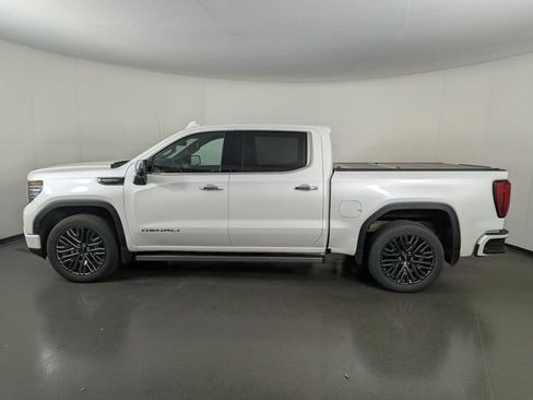 Used 2022 GMC Sierra 1500 Denali Ultimate AWD/4WD image 5