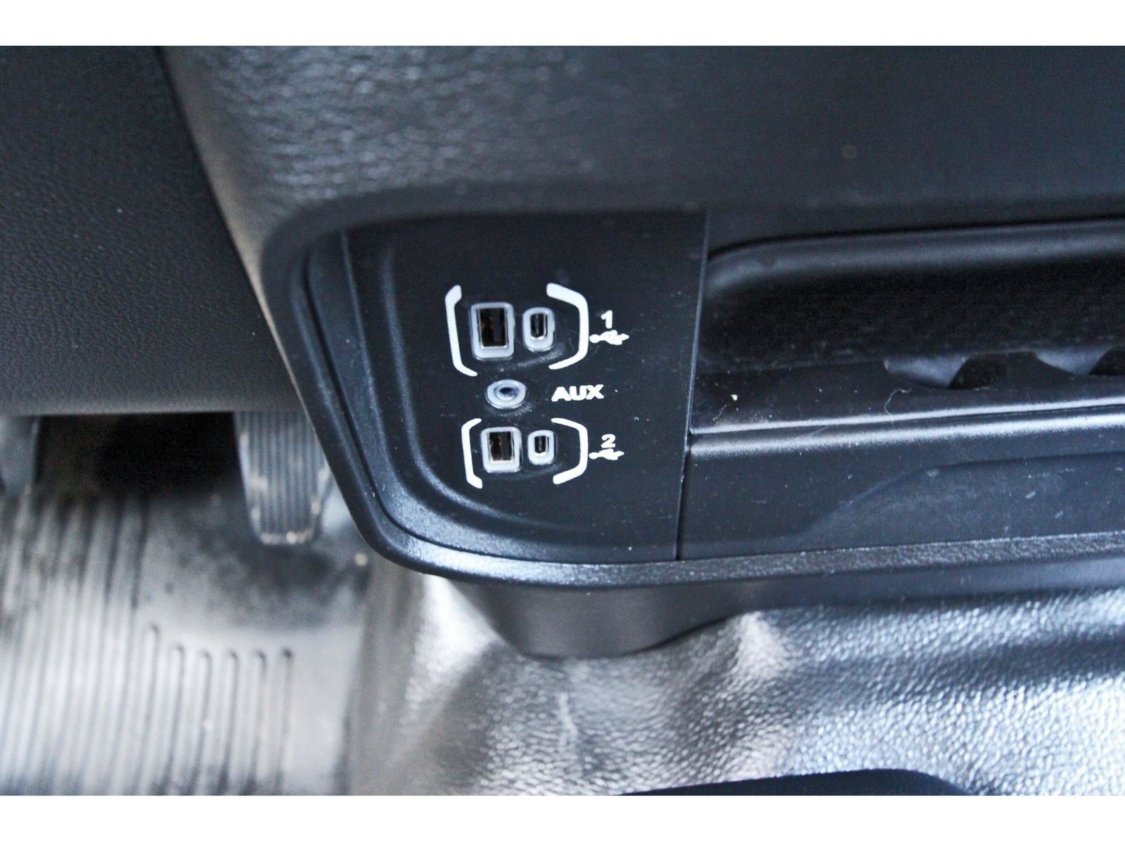 Used 2022 RAM 2500 Tradesman w/ Chrome Appearance Group AWD/4WD image 30