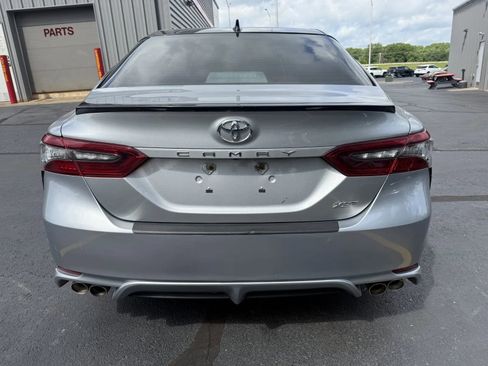 Used 2021 Toyota Camry XSE FWD image 3