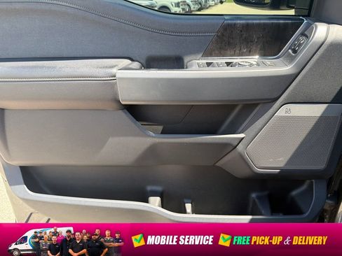 Used 2023 Ford F250 Lariat w/ Sport Appearance Package AWD/4WD image 21