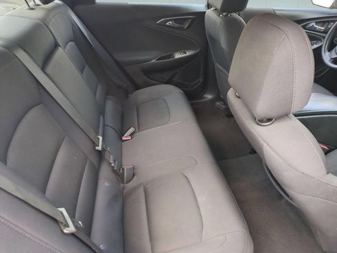 Used 2022 Chevrolet Malibu LT FWD image 31