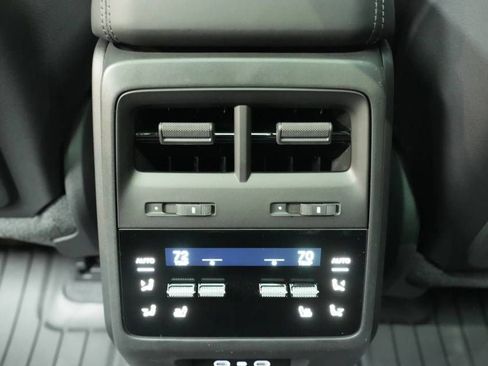 New 2026 Porsche Macan GTS Electric image 25