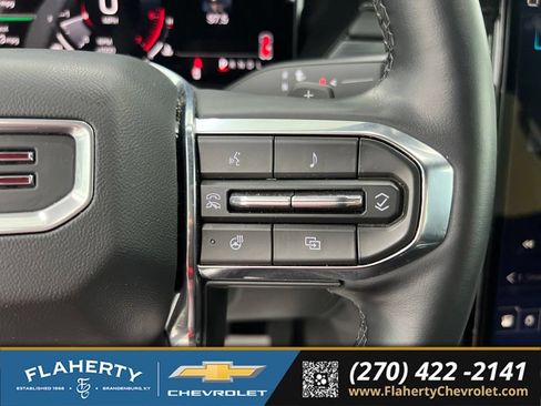 Used 2026 GMC Acadia Elevation w/ Elevation Premium Package FWD image 27