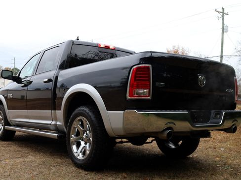 Used 2016 RAM 1500 Laramie w/ Convenience Group image 3