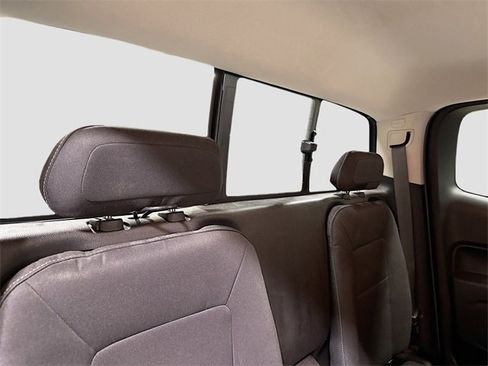 Used 2018 Chevrolet Colorado LT w/ LT Convenience Package image 25