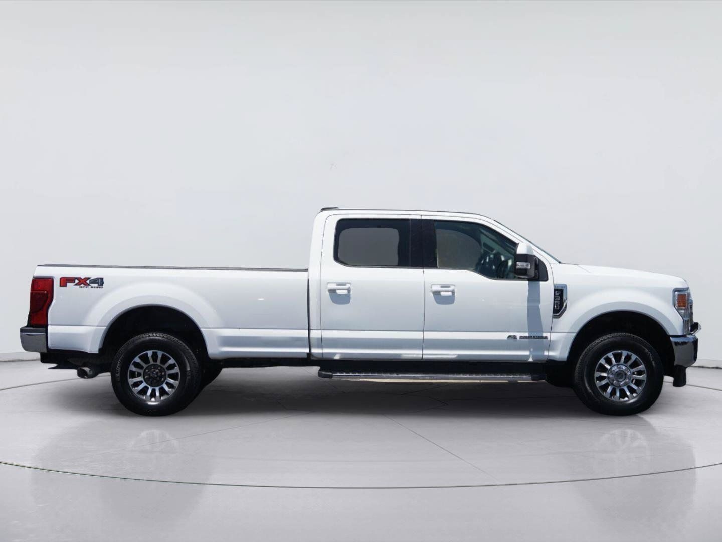 Used 2021 Ford F350 Lariat w/ Lariat Value Package AWD/4WD image 5
