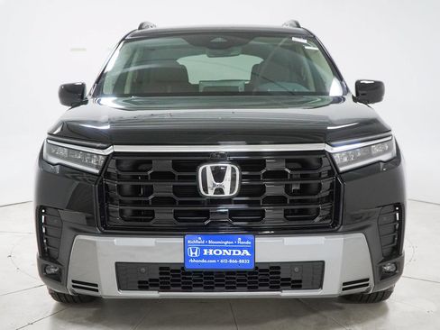 New 2026 Honda Pilot Elite image 2
