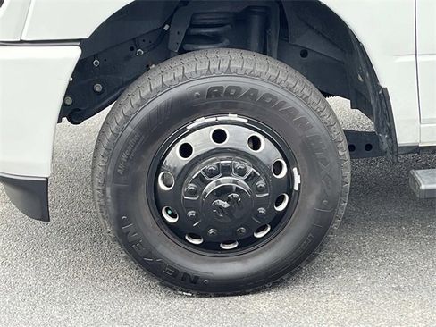 Used 2023 RAM 3500 Big Horn w/ Level B Equipment Group image 12