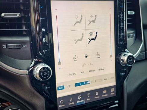 Used 2025 RAM 1500 Big Horn image 25