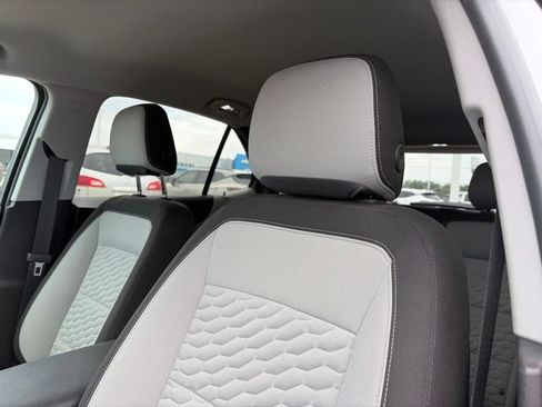 Used 2021 Chevrolet Equinox LS w/ LS Convenience Package AWD/4WD image 14