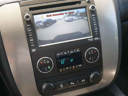 Used 2013 Chevrolet Silverado 3500 LTZ w/ LTZ Plus Package AWD/4WD image 22