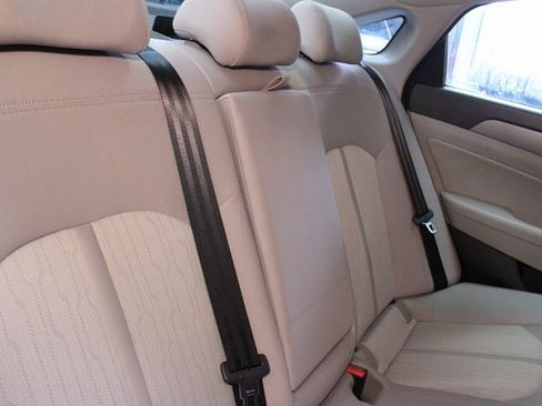 Used 2016 Hyundai Sonata SE image 14