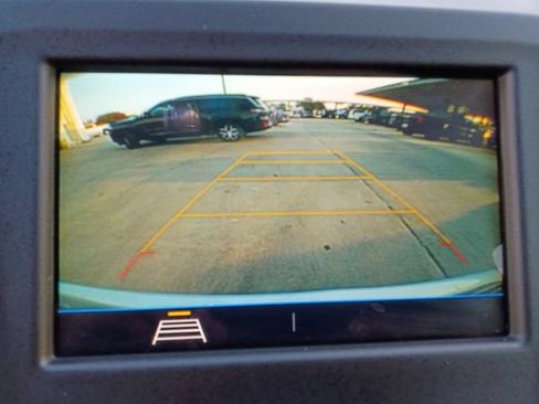 Used 2019 Chevrolet Equinox LT FWD image 9