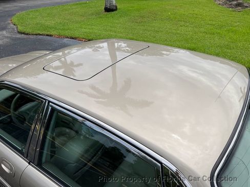 Used 2000 Jaguar XJ8 RWD image 24