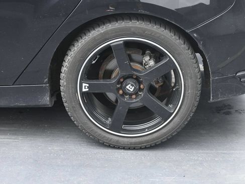 Used 2018 Ford Focus ST FWD image 12