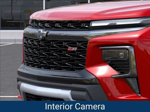 New 2027 Chevrolet Traverse Z71 w/ Enhanced Driving Package AWD/4WD image 15
